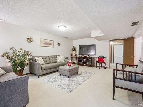 12024 E Maple Avenue, Aurora CO 80012