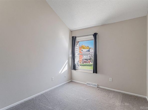 4262 E Maplewood Way, Centennial CO 80121