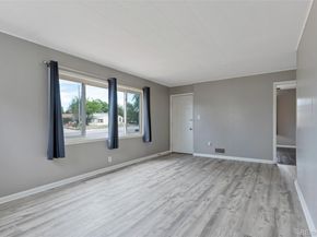 11612 Del Mar Parkway, Aurora CO 80010