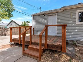 11612 Del Mar Parkway, Aurora CO 80010