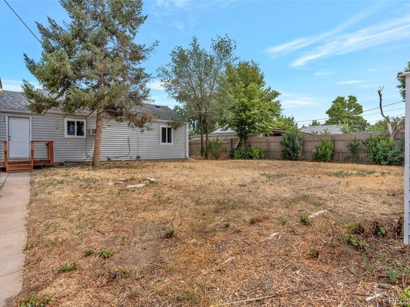 11612 Del Mar Parkway, Aurora CO 80010