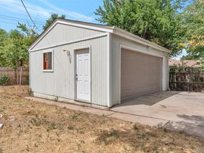 11612 Del Mar Parkway, Aurora CO 80010