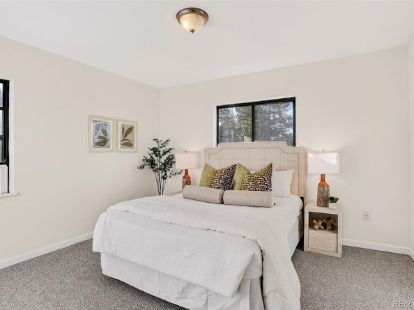 2836 S Grape Way, Denver CO 80222