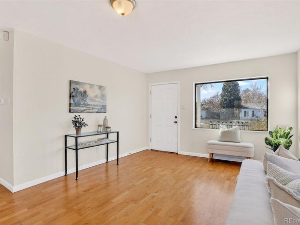 2836 S Grape Way, Denver CO 80222