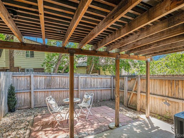 64 Nome Way A, Aurora CO 80012