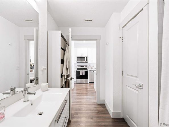 1590 Ingalls Street 303, Lakewood CO 80214