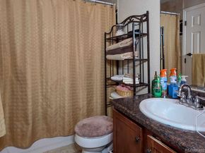 Undisclosed Address #3311383, Aurora CO 80015