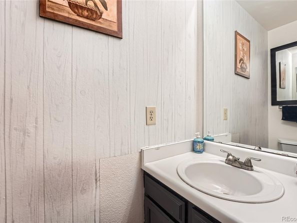Undisclosed Address #3328213, Aurora CO 80012