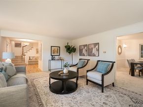 11954 W Applewood Knolls Drive, Lakewood CO 80215