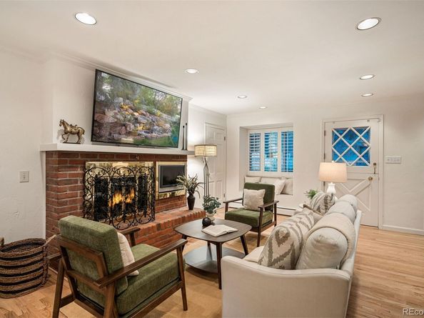 11954 W Applewood Knolls Drive, Lakewood CO 80215