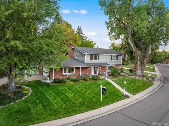 11954 W Applewood Knolls Drive, Lakewood CO 80215