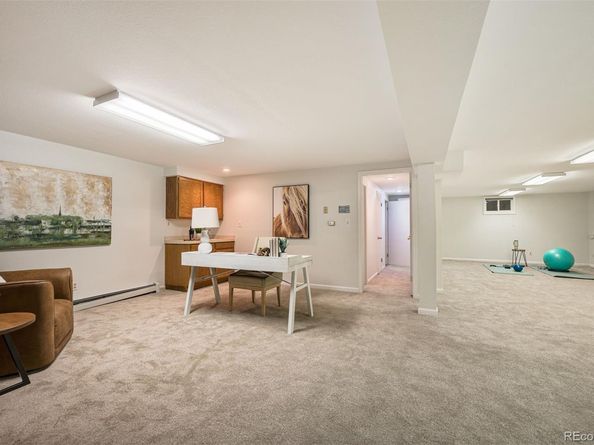 11954 W Applewood Knolls Drive, Lakewood CO 80215