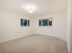 11954 W Applewood Knolls Drive, Lakewood CO 80215