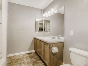 858 S Granby Circle, Aurora CO 80012