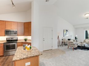 804 Summer Hawk Drive 7301, Longmont CO 80504