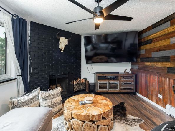 2700 S Holly Street 202, Denver CO 80222