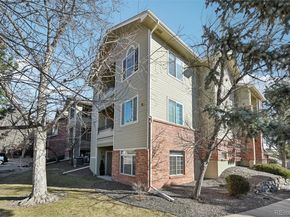 8422 S Upham Way G49, Littleton CO 80128