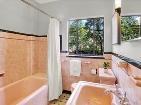 2660 Forest Street, Denver CO 80207