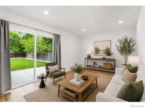 712 Cameron Lane, Longmont CO 80504