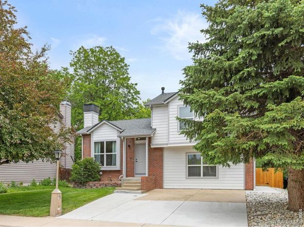712 Cameron Lane, Longmont CO 80504