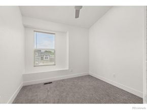 712 Cameron Lane, Longmont CO 80504