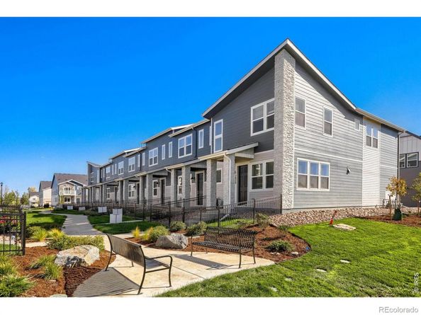 2839 Bear Springs Circle, Longmont CO 80503