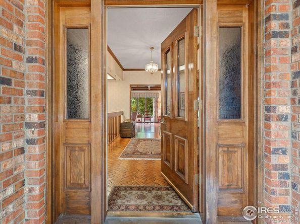 1013 Berkeley Court, Longmont CO 80503