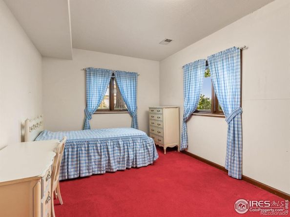 1013 Berkeley Court, Longmont CO 80503