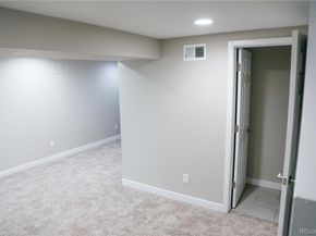 3290 Magnolia Street, Denver CO 80207