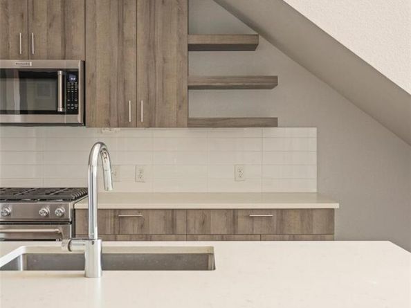 431 E Bayaud Avenue R305, Denver CO 80209