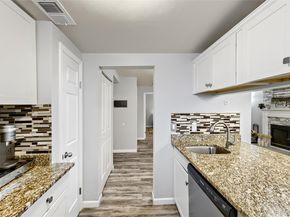 12502 E Cornell Avenue 102, Aurora CO 80014