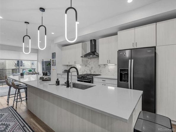 2350 Tremont Place 6, Denver CO 80205