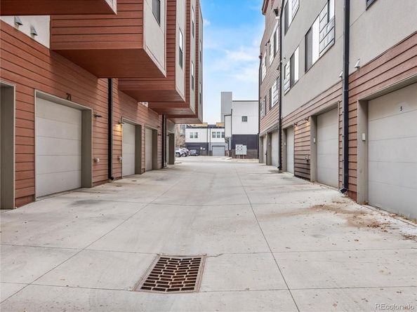 2350 Tremont Place 6, Denver CO 80205