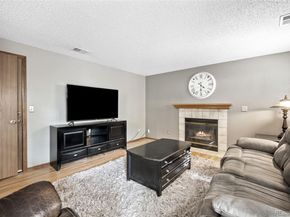 6091 S Robb Way, Littleton CO 80127