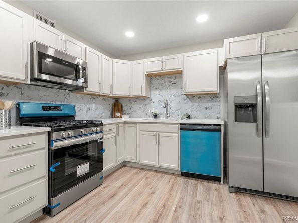 818 Uvalda Street, Aurora CO 80011