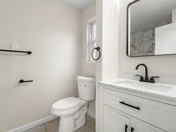818 Uvalda Street, Aurora CO 80011