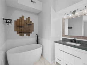 6001 S Yosemite Street J301, Greenwood Village CO 80111