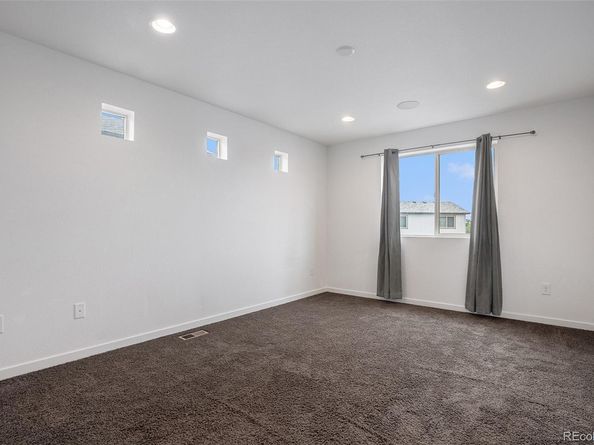 19096 E 55th Avenue, Denver CO 80249