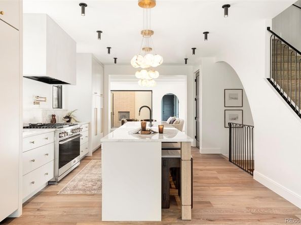 515 Cook Street, Denver CO 80206