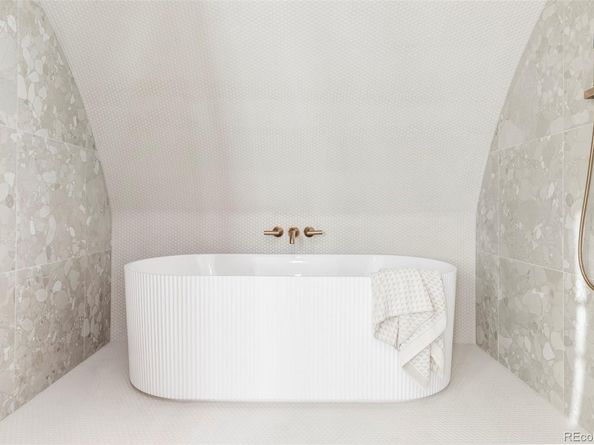 515 Cook Street, Denver CO 80206