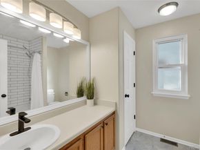 5604 S Yakima Way, Aurora CO 80015