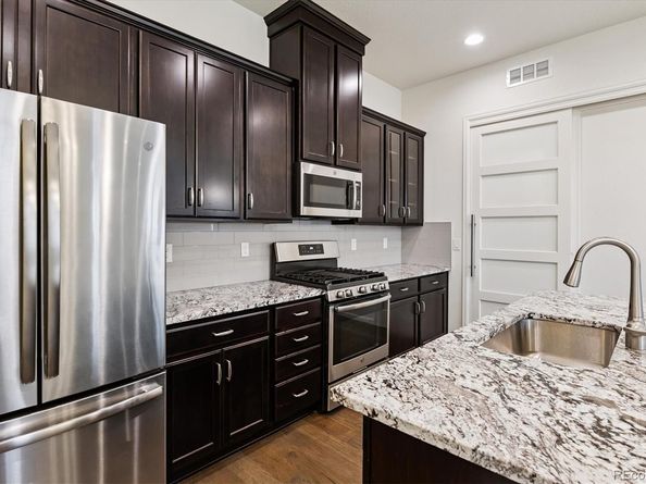 8252 S Jackson Gap Court, Aurora CO 80016