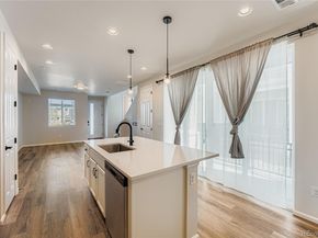 24374 E 42nd Avenue, Aurora CO 80019