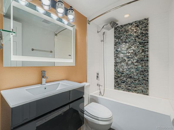 8095 E Colorado Avenue 6, Denver CO 80231