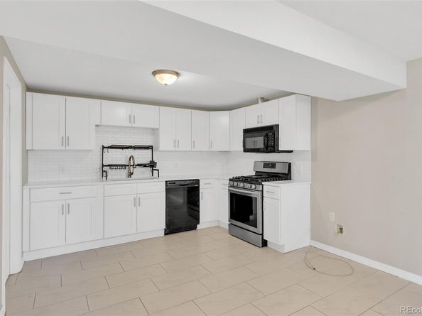 12711 W Jewell Circle, Lakewood CO 80228
