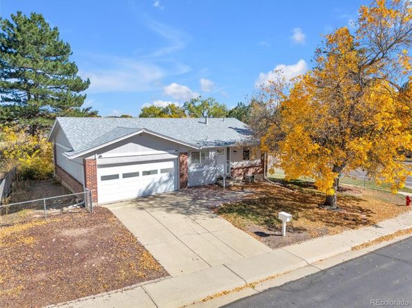 12711 W Jewell Circle, Lakewood CO 80228