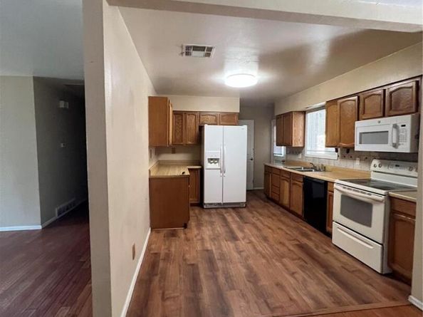 432 S Potomac Circle, Aurora CO 80012