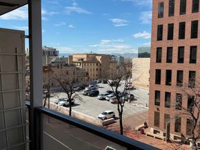 888 N Logan Street 5H, Denver CO 80203