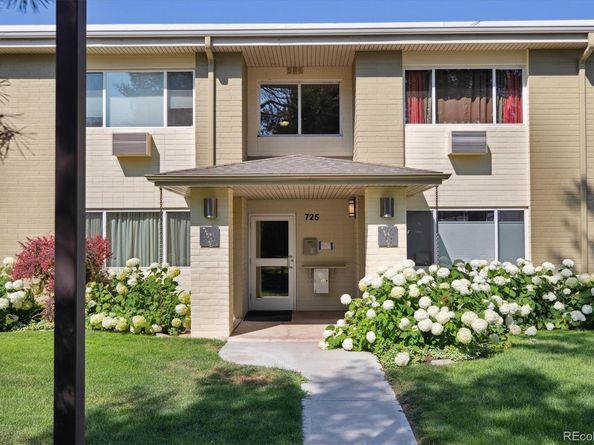 725 S Clinton Street 2B, Denver CO 80247