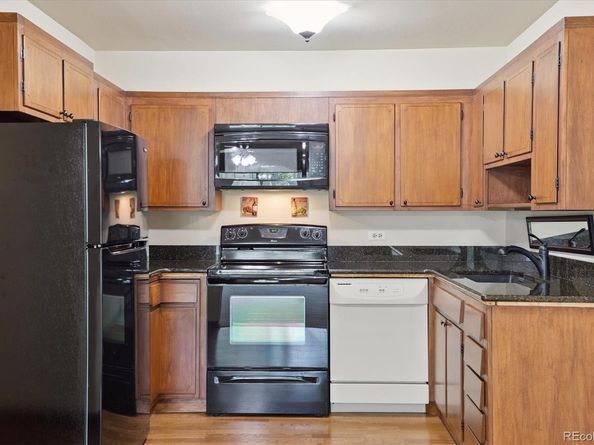 725 S Clinton Street 2B, Denver CO 80247